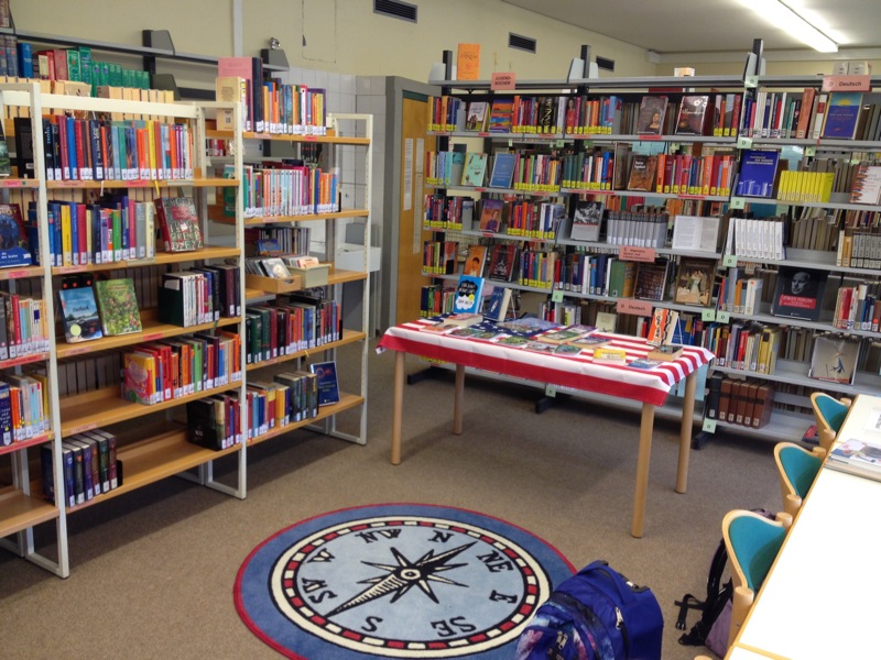Bibliothek 006